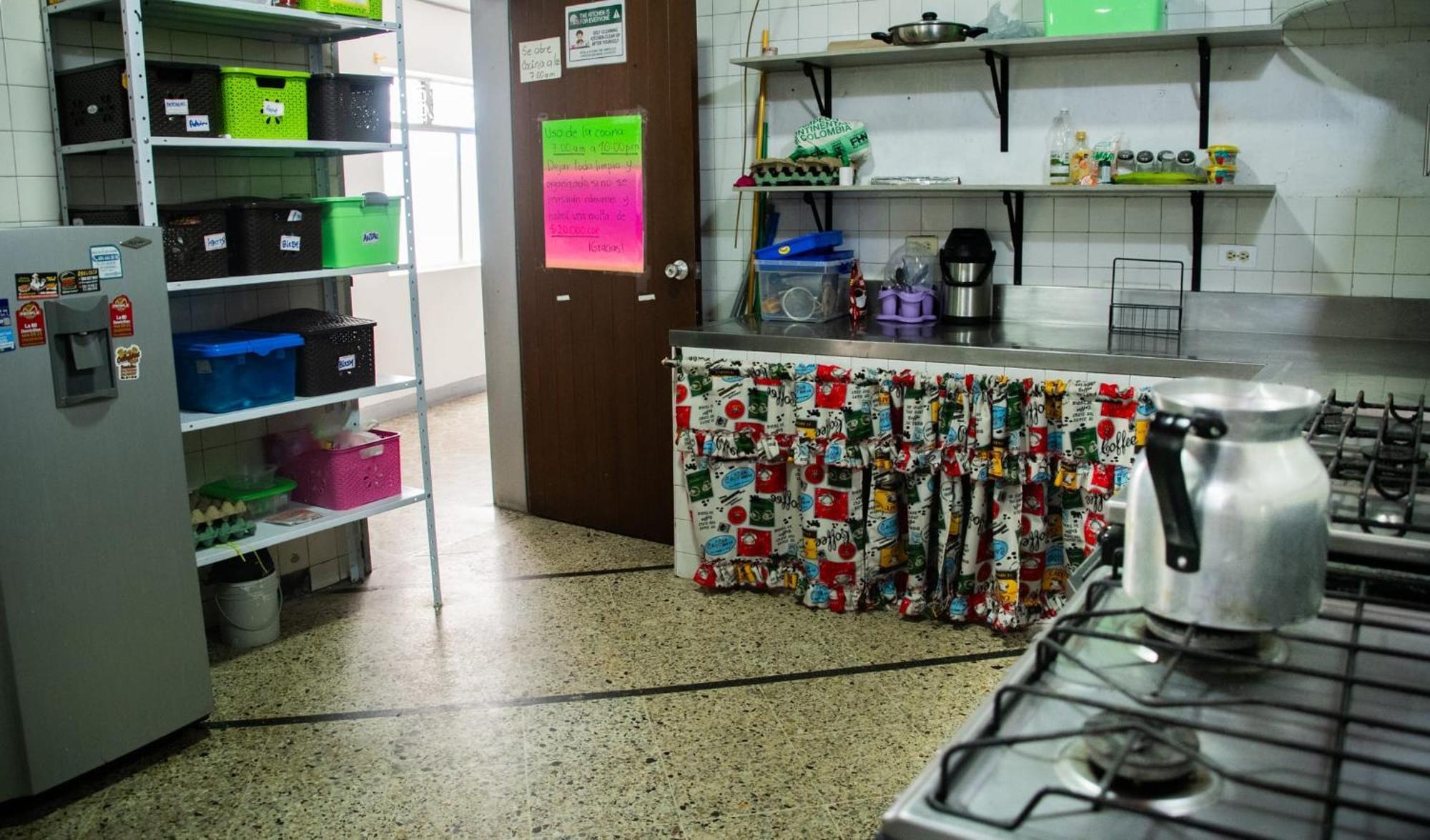 Casa Almarita - Hostal, Bar Y Restaurante Medellin Bagian luar foto